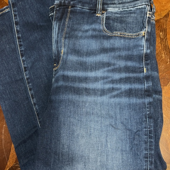 NWT American Eagle Curvy sz 18 hi rise jegging - Picture 3 of 3